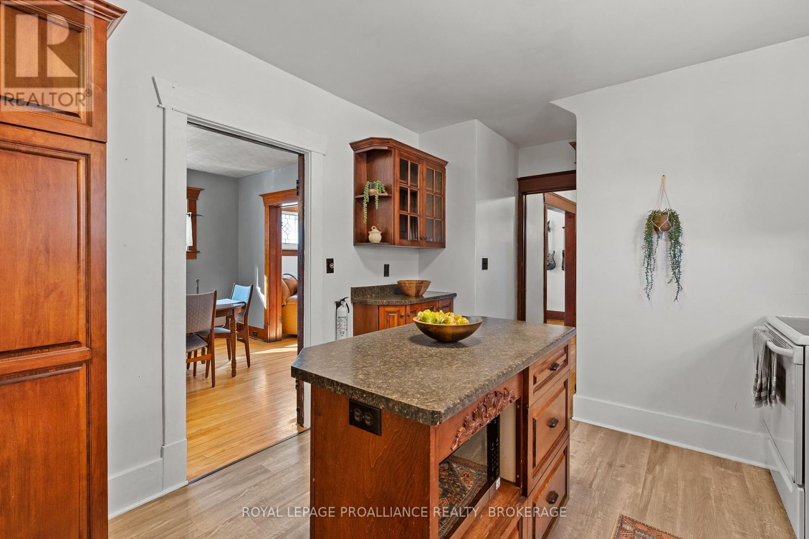 195 Church Street, Brockville, Ontario  K6V 3Y4 - Photo 20 - X12502762