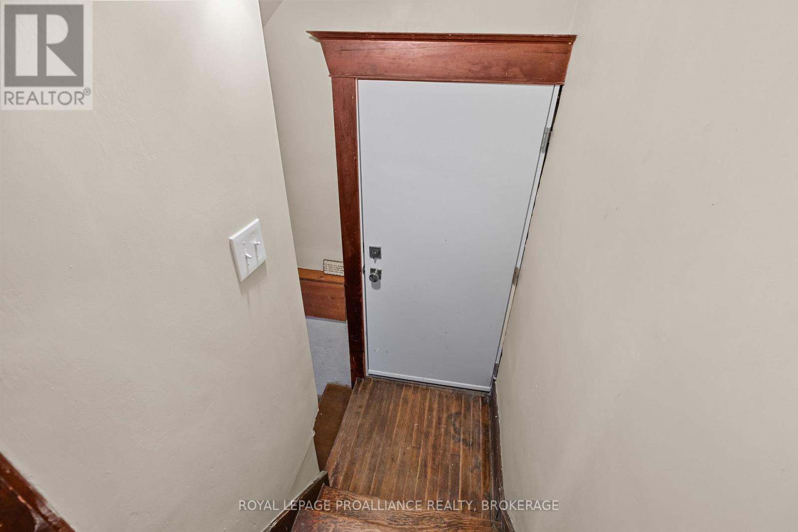 195 Church Street, Brockville, Ontario  K6V 3Y4 - Photo 23 - X12502762