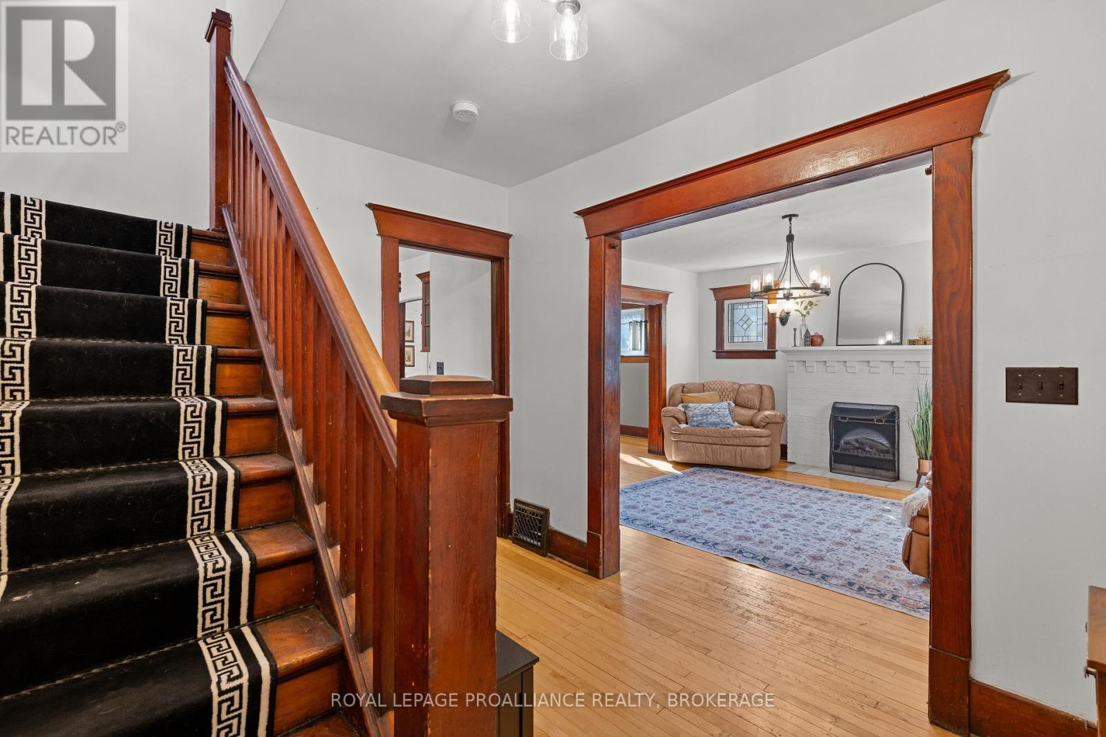 195 Church Street, Brockville, Ontario  K6V 3Y4 - Photo 9 - X12502762