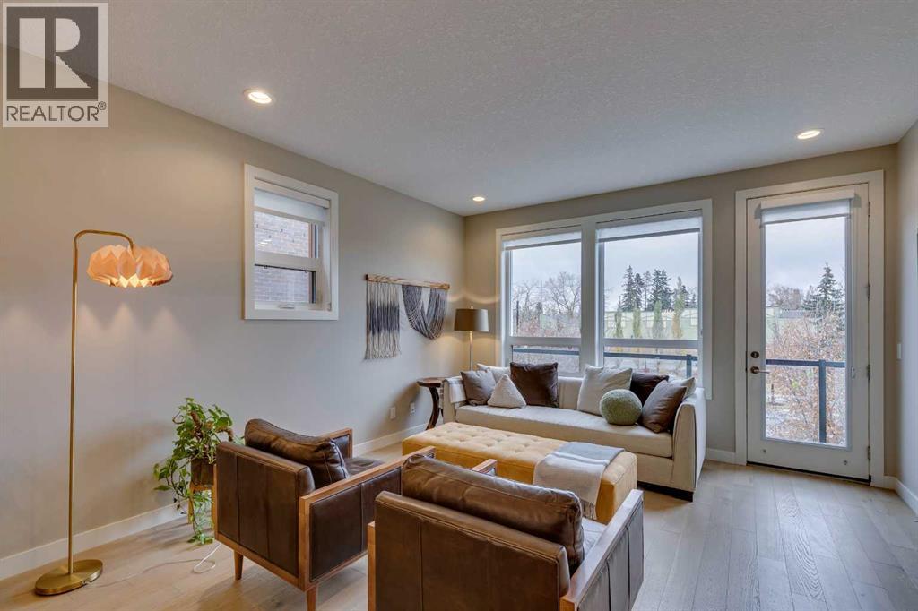 3225 39 Street Nw, Calgary, Alberta  T3B 6G6 - Photo 14 - A2260396