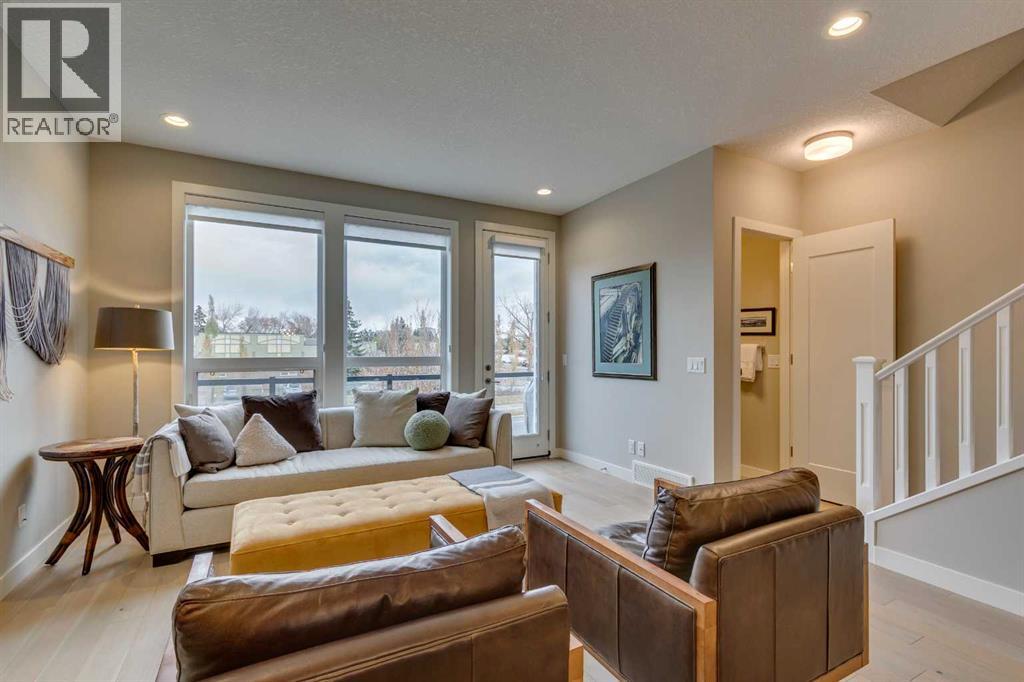 3225 39 Street Nw, Calgary, Alberta  T3B 6G6 - Photo 17 - A2260396