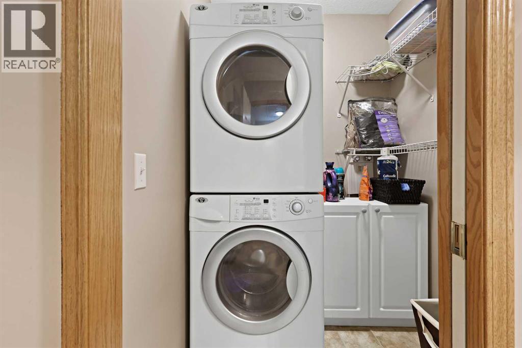 68 Douglas Glen Crescent Se, Calgary, Alberta  T2Z 3M6 - Photo 8 - A2264260