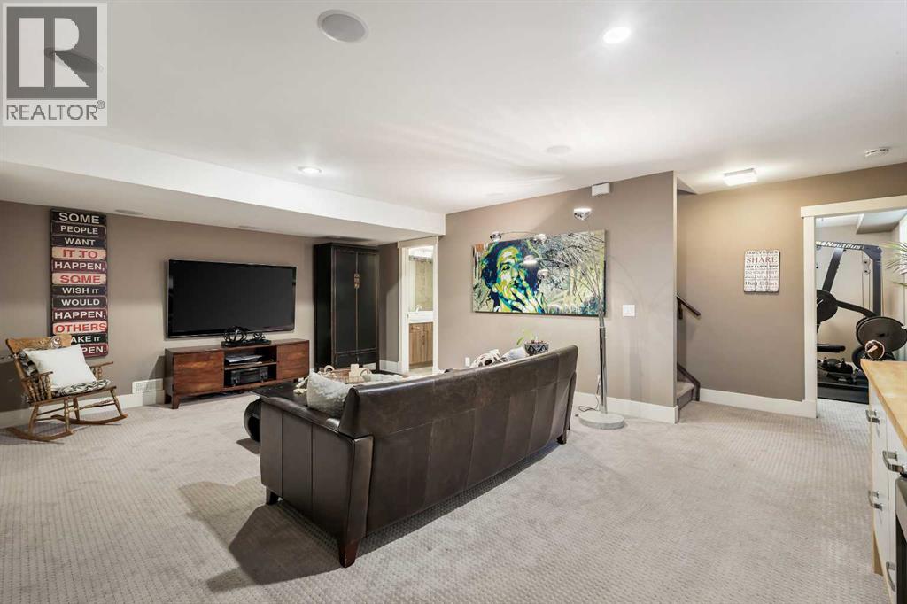 96 Beny-Sur-Mer Road Sw, Calgary, Alberta  T3E 7A2 - Photo 31 - A2267086