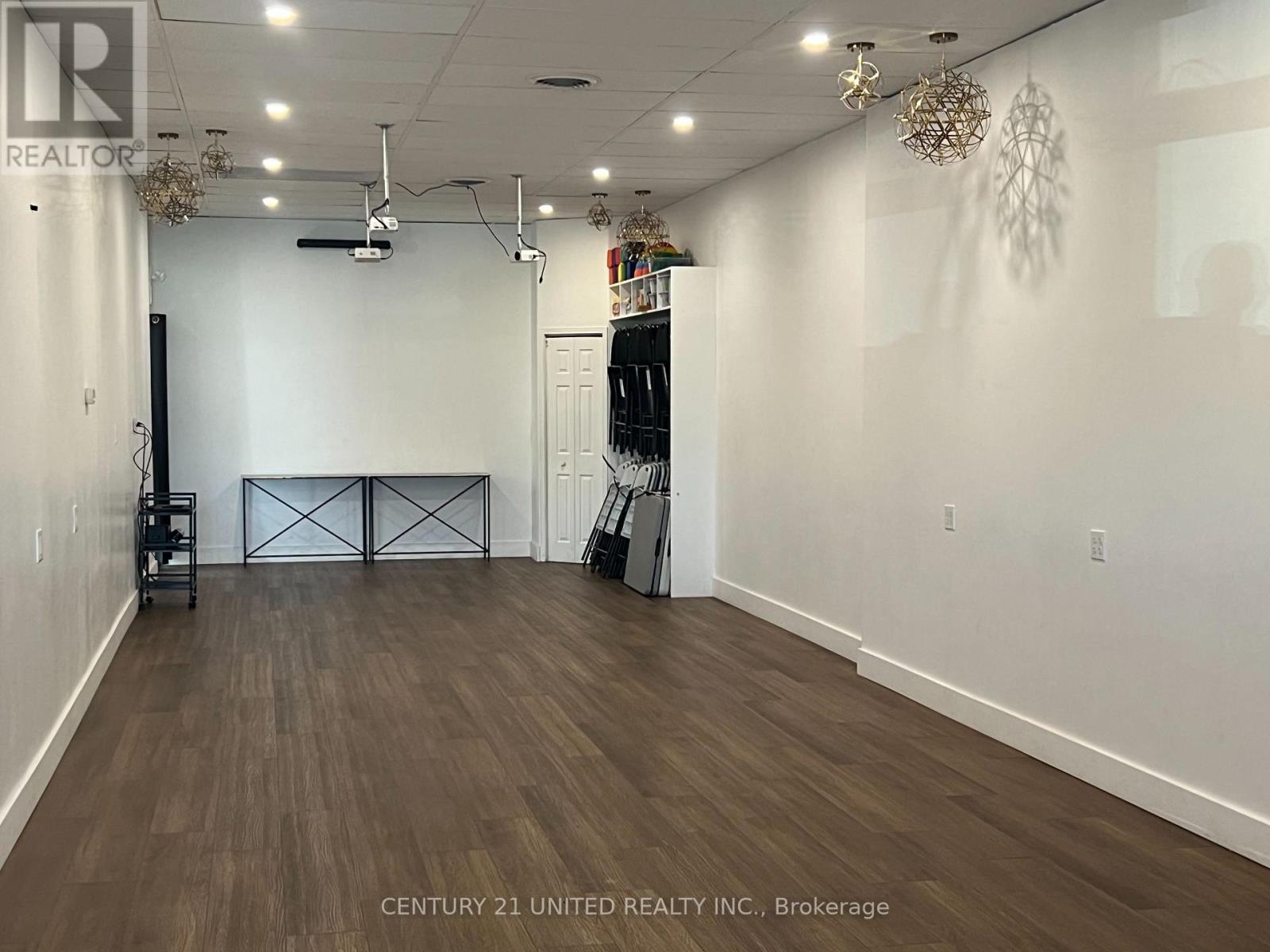 16 - 861 Chemong Road, Peterborough (Northcrest Ward 5), Ontario  K9H 5Z5 - Photo 2 - X12502666