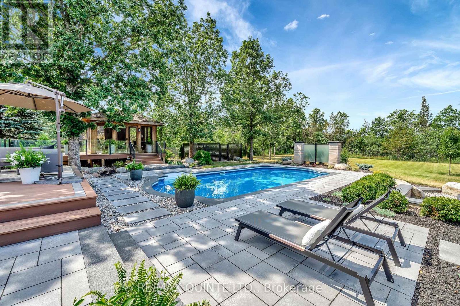 100 Bay Breeze Street, Prince Edward County (Ameliasburg Ward), Ontario  K8N 4Z7 - Photo 46 - X12502676