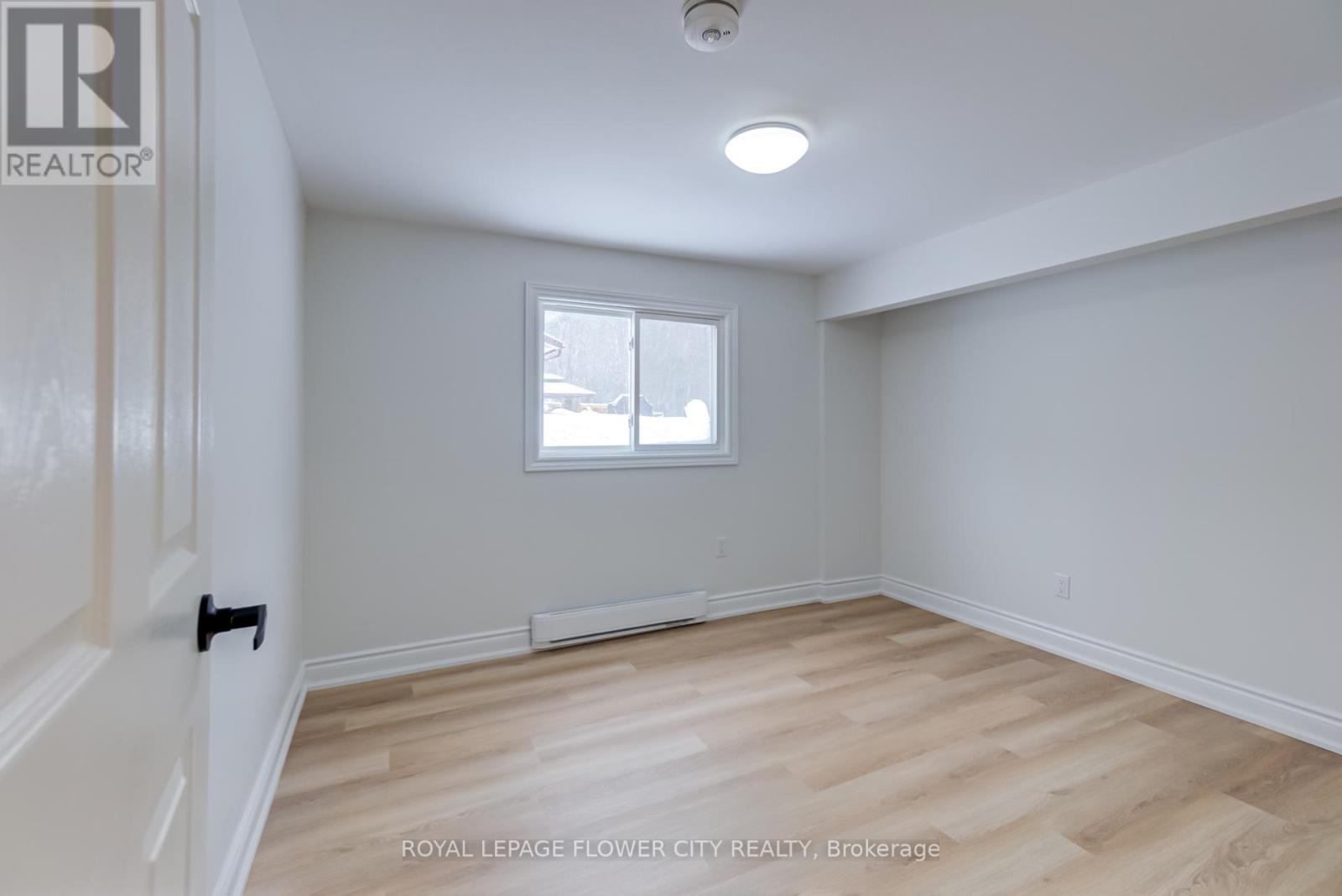 7826 Lake Jospeh Road, Georgian Bay (Freeman), Ontario  P0B 1K0 - Photo 21 - X12097186