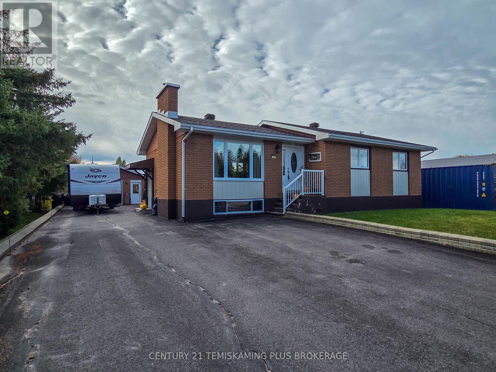 29 ELEVENTH STREET, armstrong (earlton), Ontario