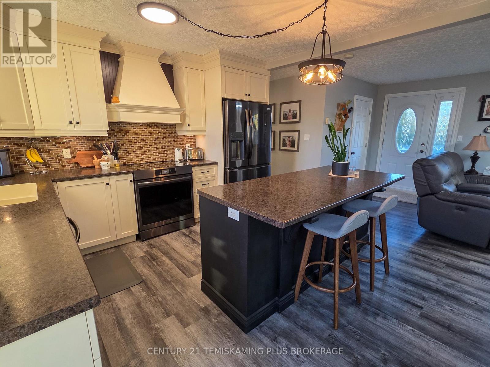 29 Eleventh Street, Armstrong (Earlton), Ontario  P0J 1E0 - Photo 6 - T12502700