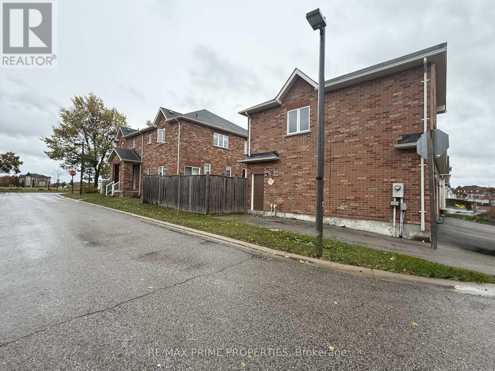 152 Whites Hill Avenue, Markham, Ontario  L6B 1C7 - Photo 40 - N12444678