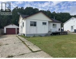 111 Warbler DR, Manitouwadge, Ontario