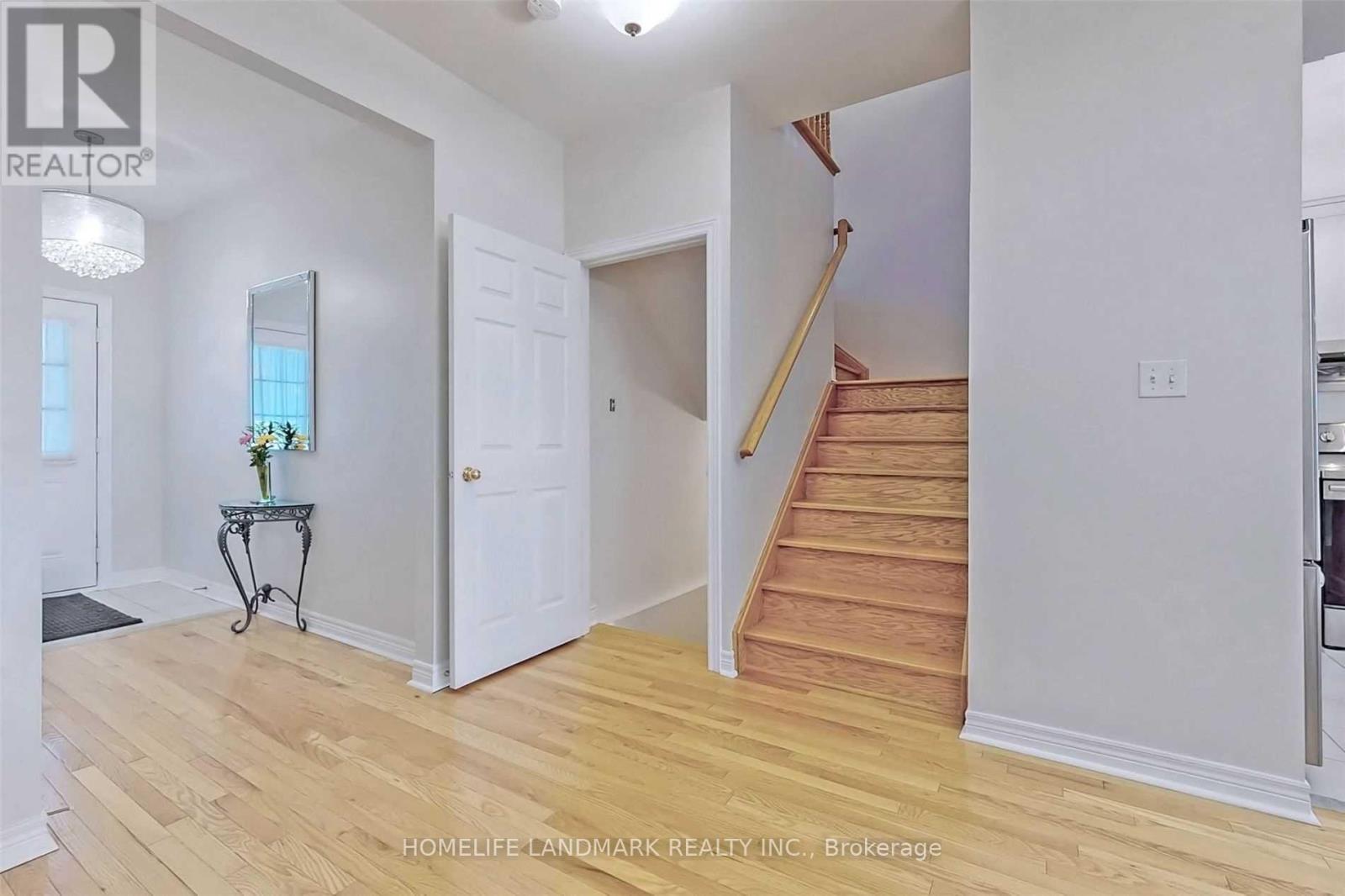 68 Hawkes Drive, Richmond Hill, Ontario  L4S 0C3 - Photo 16 - N12497656