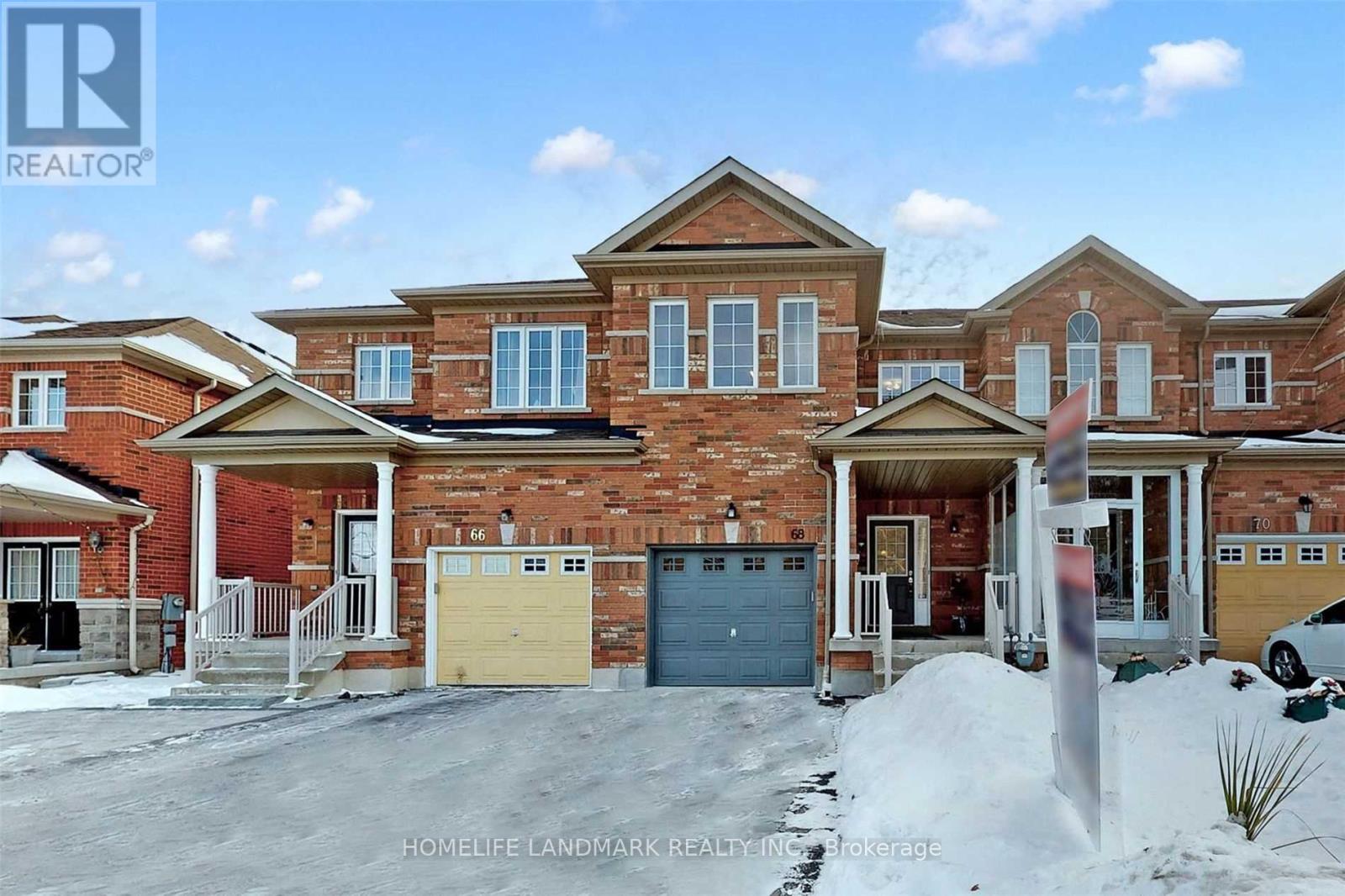 68 Hawkes Drive, Richmond Hill, Ontario  L4S 0C3 - Photo 2 - N12497656