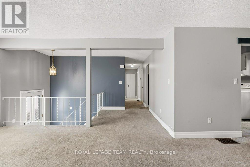 476 Laurier Boulevard, Brockville, Ontario  K6V 6C5 - Photo 11 - X12502776