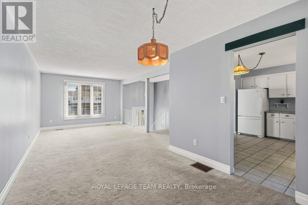 476 Laurier Boulevard, Brockville, Ontario  K6V 6C5 - Photo 14 - X12502776