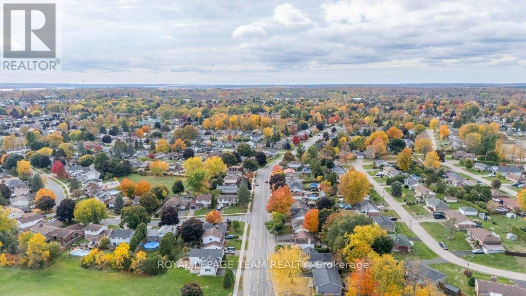 476 Laurier Boulevard, Brockville, Ontario  K6V 6C5 - Photo 47 - X12502776