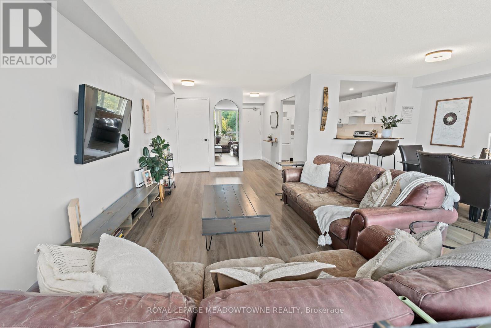 205 - 26 Hall Road, Halton Hills, Ontario  L7G 5G5 - Photo 11 - W12502330