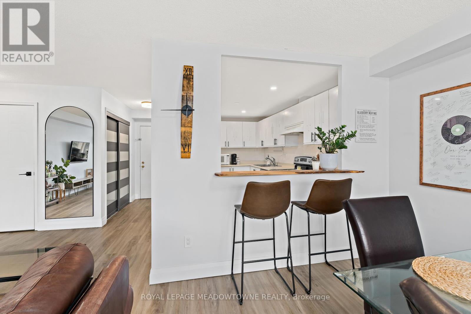 205 - 26 Hall Road, Halton Hills, Ontario  L7G 5G5 - Photo 16 - W12502330