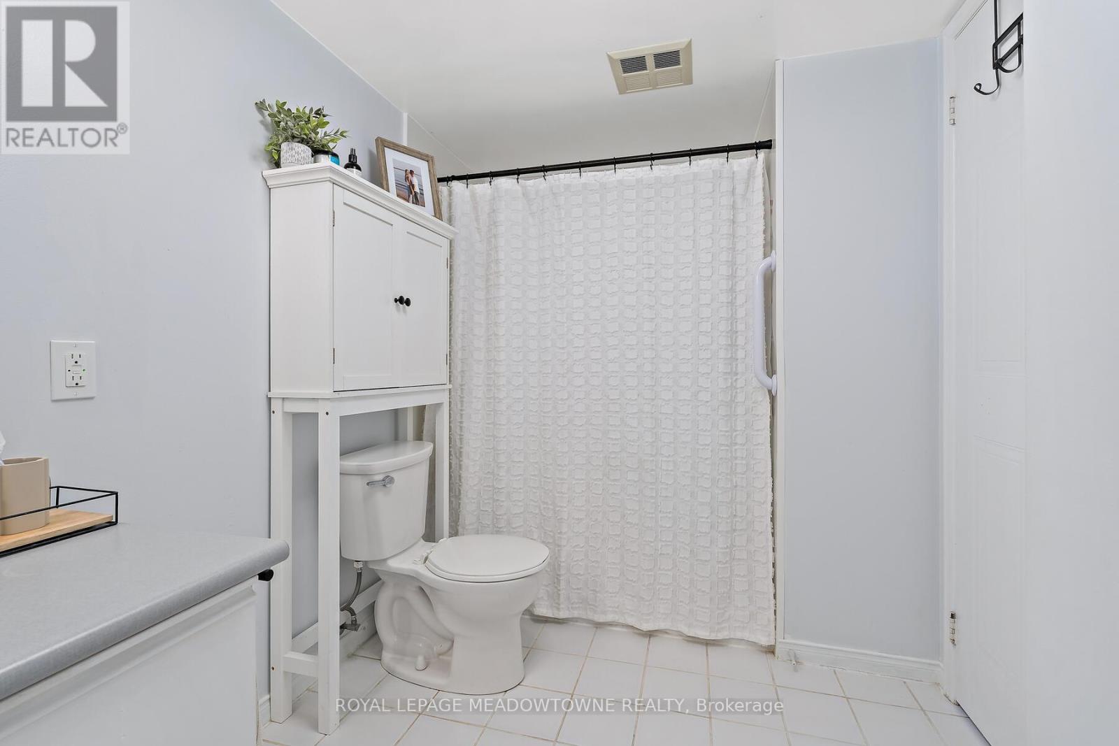 205 - 26 Hall Road, Halton Hills, Ontario  L7G 5G5 - Photo 25 - W12502330