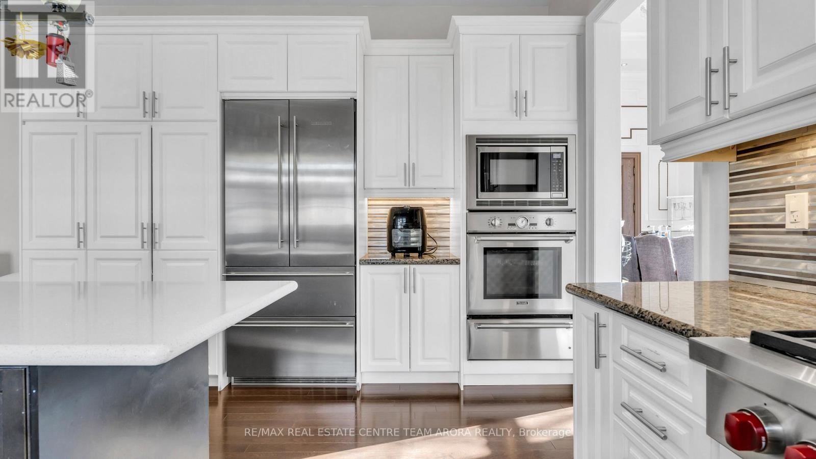 2 Berkwood Hollow, Brampton, Ontario  L6Y 0G8 - Photo 15 - W12502352