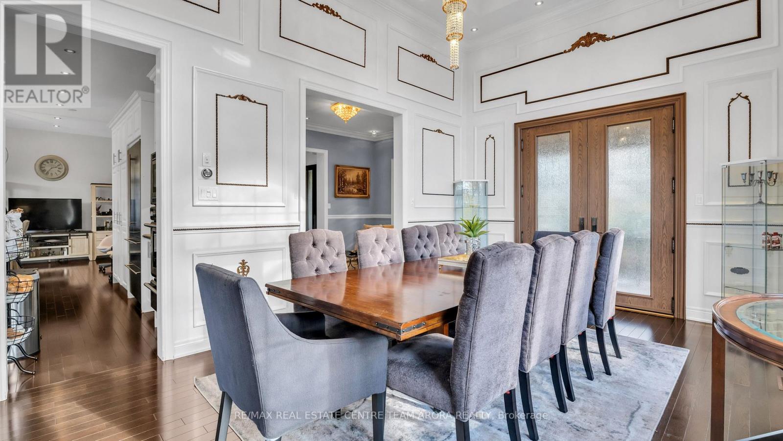 2 Berkwood Hollow, Brampton, Ontario  L6Y 0G8 - Photo 9 - W12502352