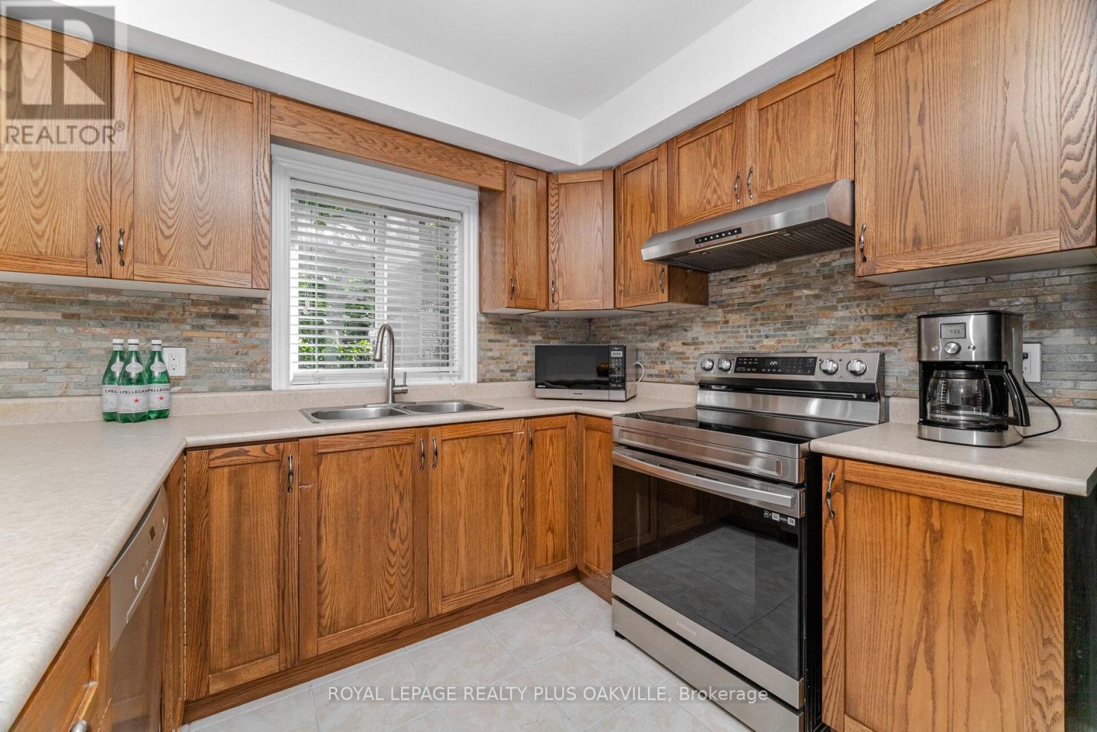 5 - 1248 Guelph Line, Burlington, Ontario  L7P 2S9 - Photo 20 - W12502388