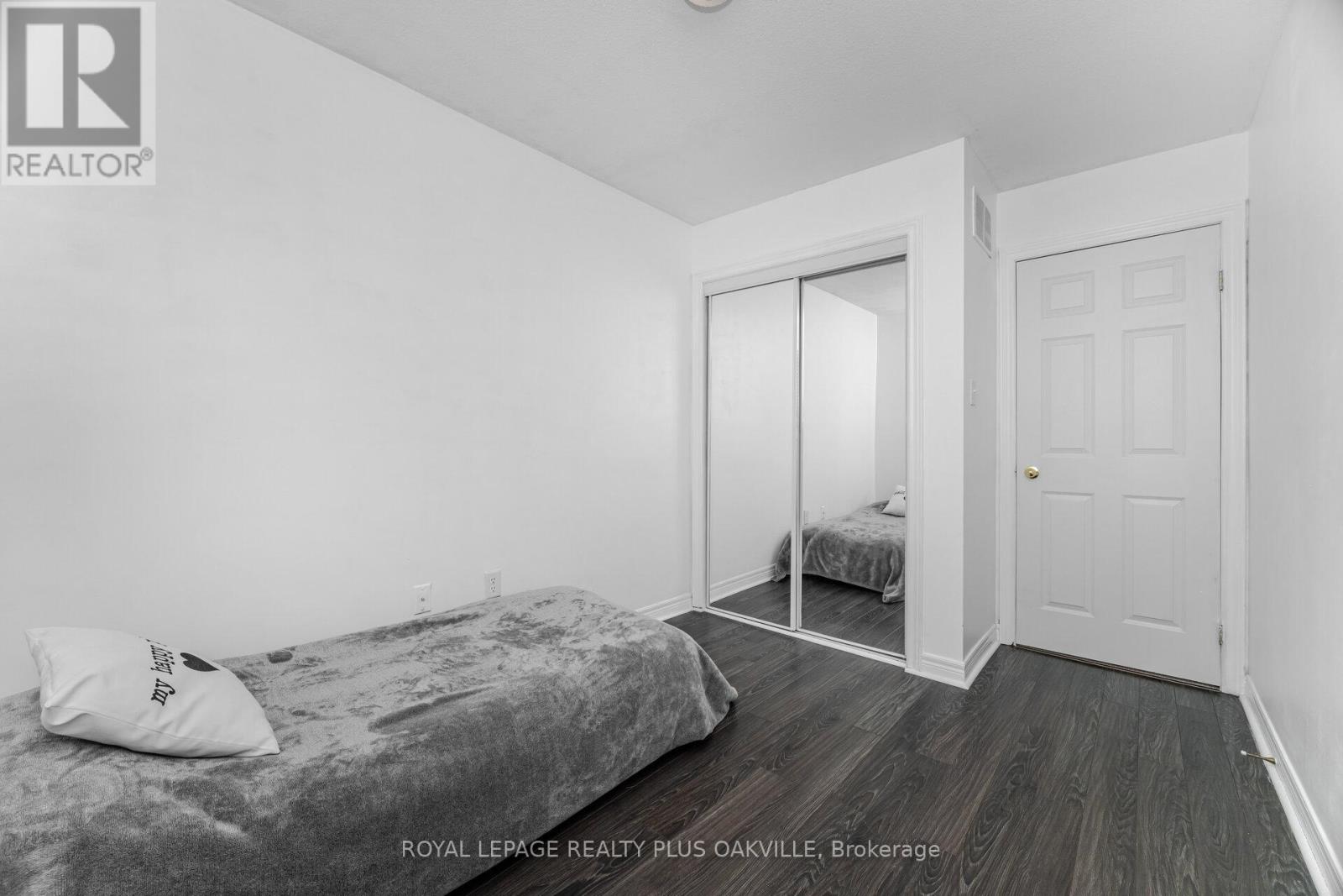 5 - 1248 Guelph Line, Burlington, Ontario  L7P 2S9 - Photo 29 - W12502388