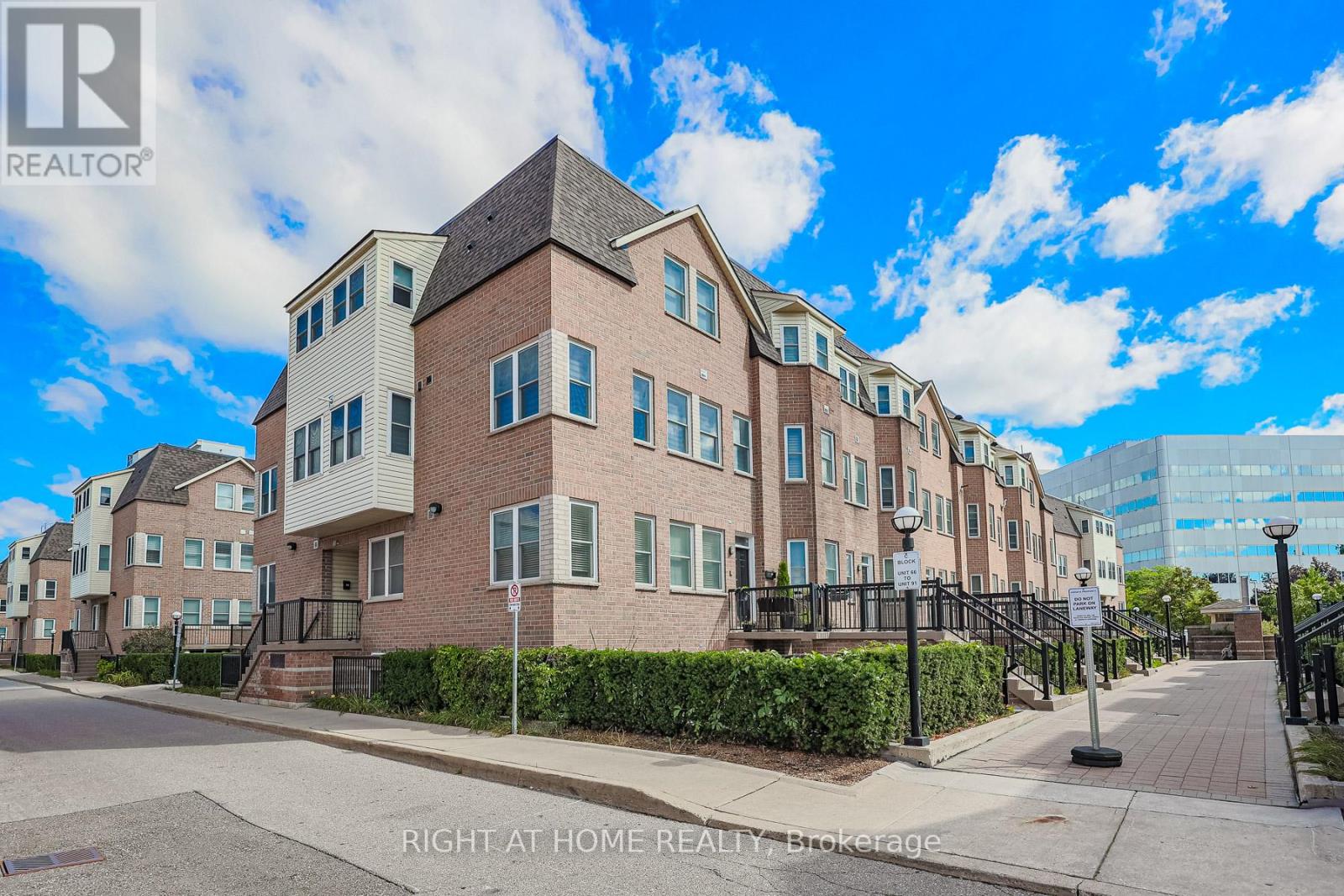 78 - 760 LAWRENCE AVENUE W, Toronto, Ontario