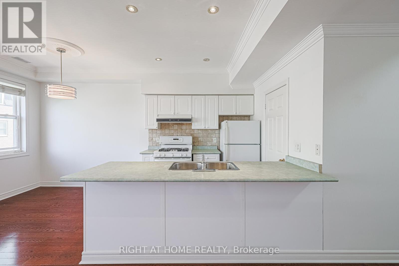 78 - 760 Lawrence Avenue W, Toronto, Ontario  M6A 3E7 - Photo 16 - W12502392