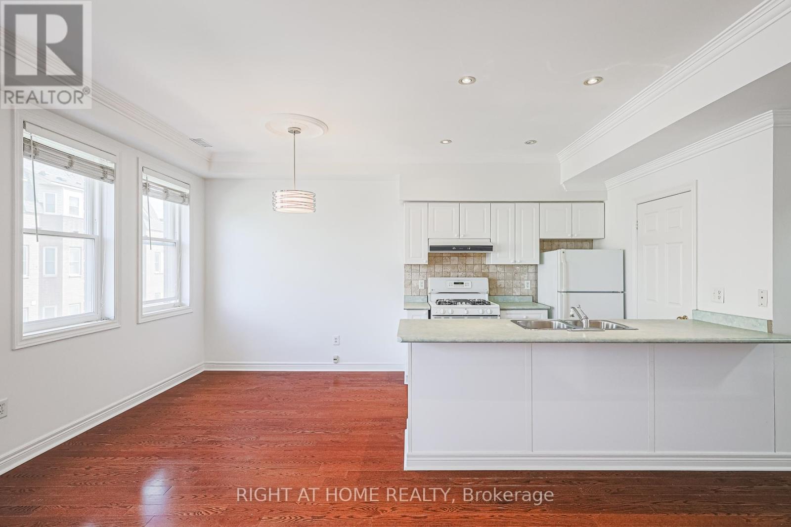 78 - 760 Lawrence Avenue W, Toronto, Ontario  M6A 3E7 - Photo 17 - W12502392