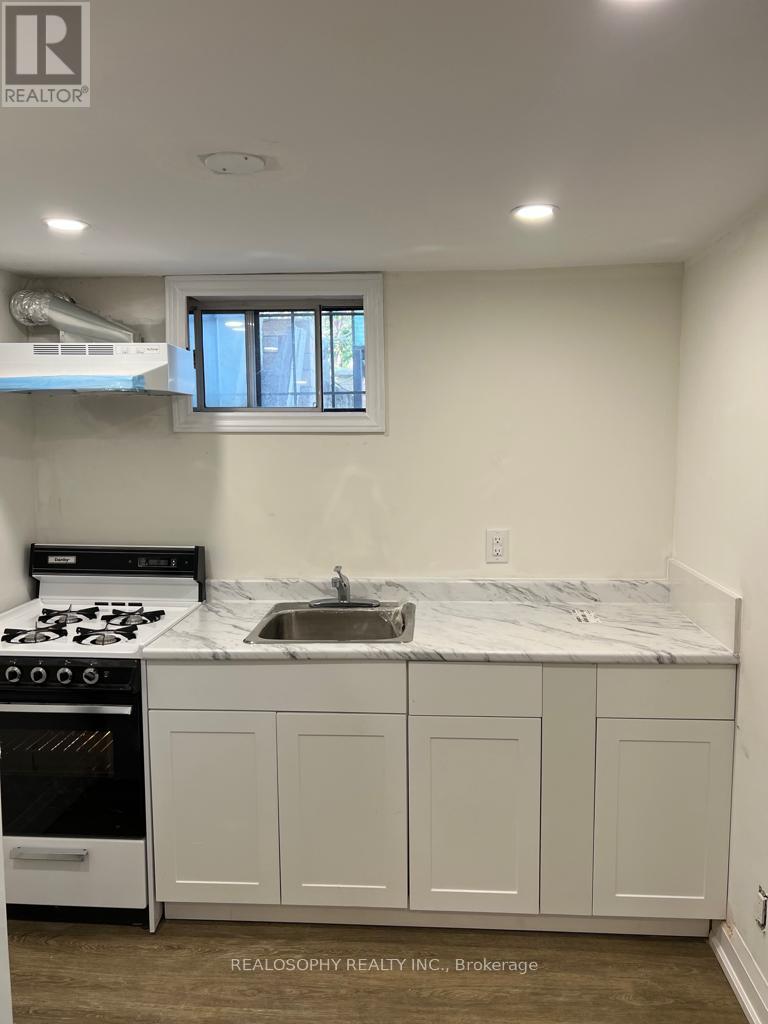 Lower - 101 Auburn Avenue, Toronto, Ontario  M6H 2L8 - Photo 2 - W12502458