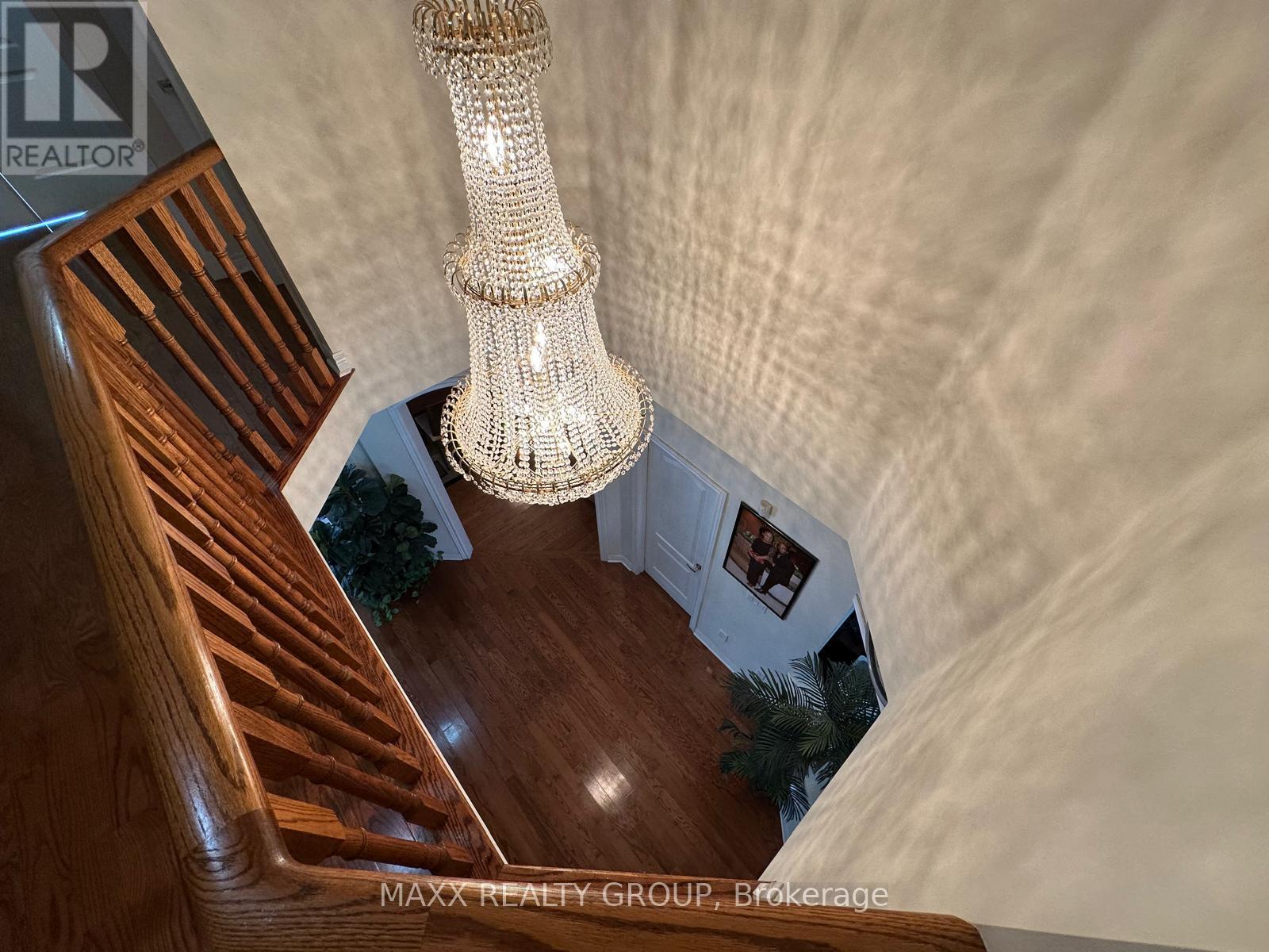 36 Beckenham Road, Brampton, Ontario  L6P 2L7 - Photo 33 - W12502462