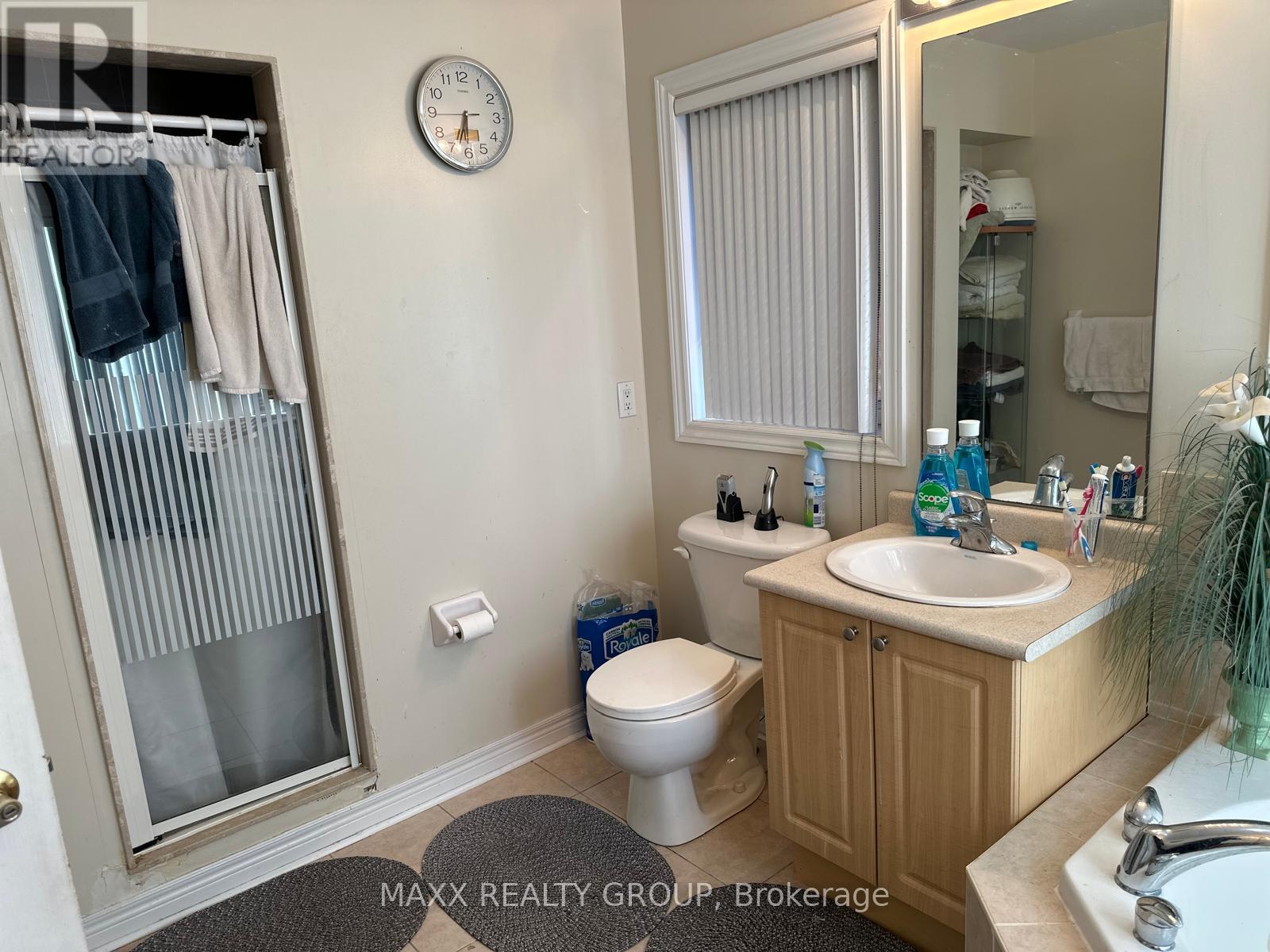 36 Beckenham Road, Brampton, Ontario  L6P 2L7 - Photo 38 - W12502462