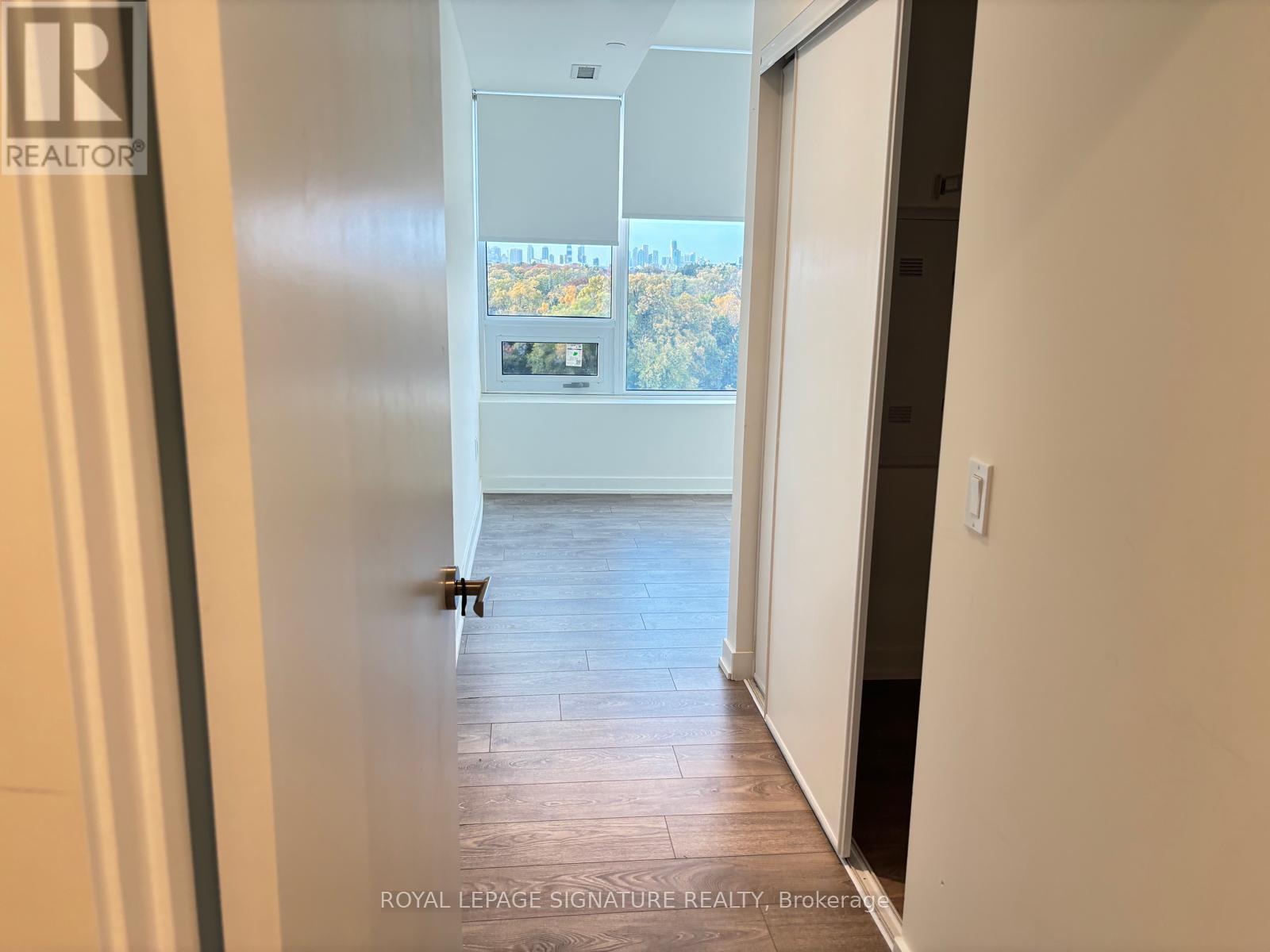 721 - 28 Ann Street, Mississauga, Ontario  L5G 0E1 - Photo 6 - W12502488