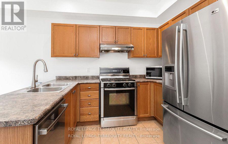 4762 Allegheny Road, Mississauga, Ontario  L5R 0A6 - Photo 16 - W12502534