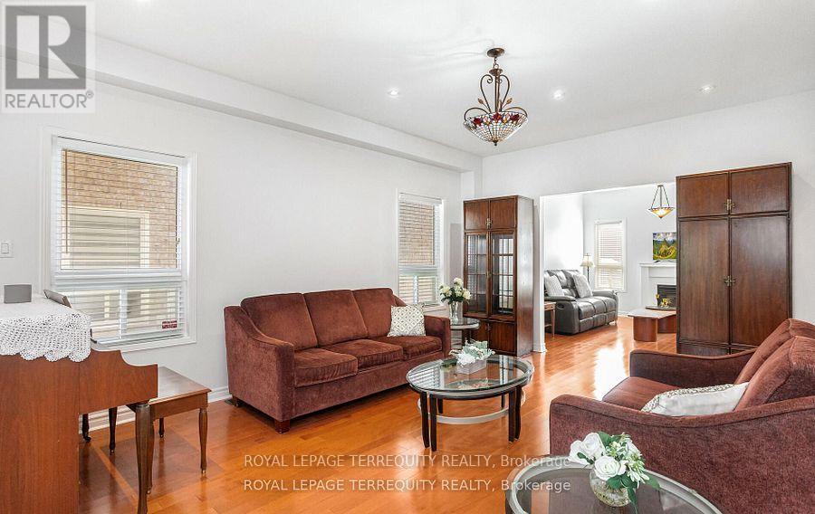 4762 Allegheny Road, Mississauga, Ontario  L5R 0A6 - Photo 7 - W12502534