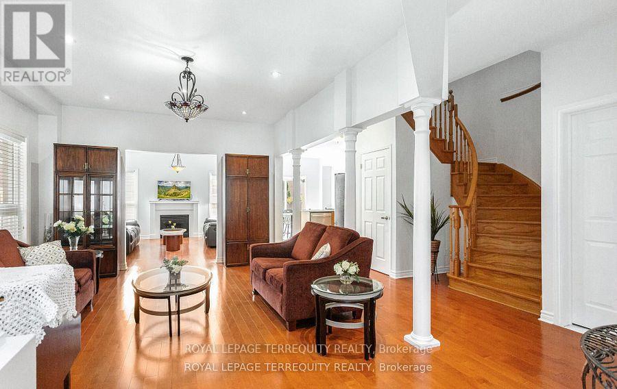 4762 Allegheny Road, Mississauga, Ontario  L5R 0A6 - Photo 8 - W12502534