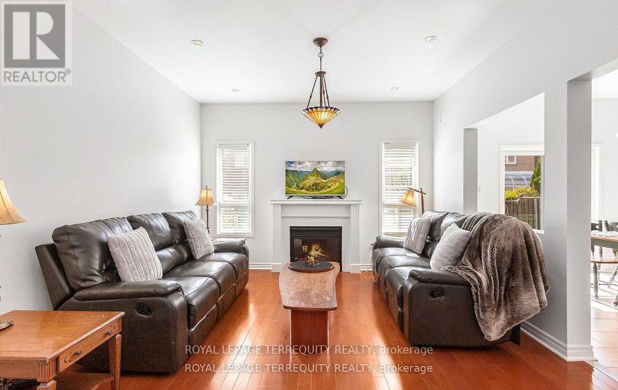 4762 Allegheny Road, Mississauga, Ontario  L5R 0A6 - Photo 9 - W12502534