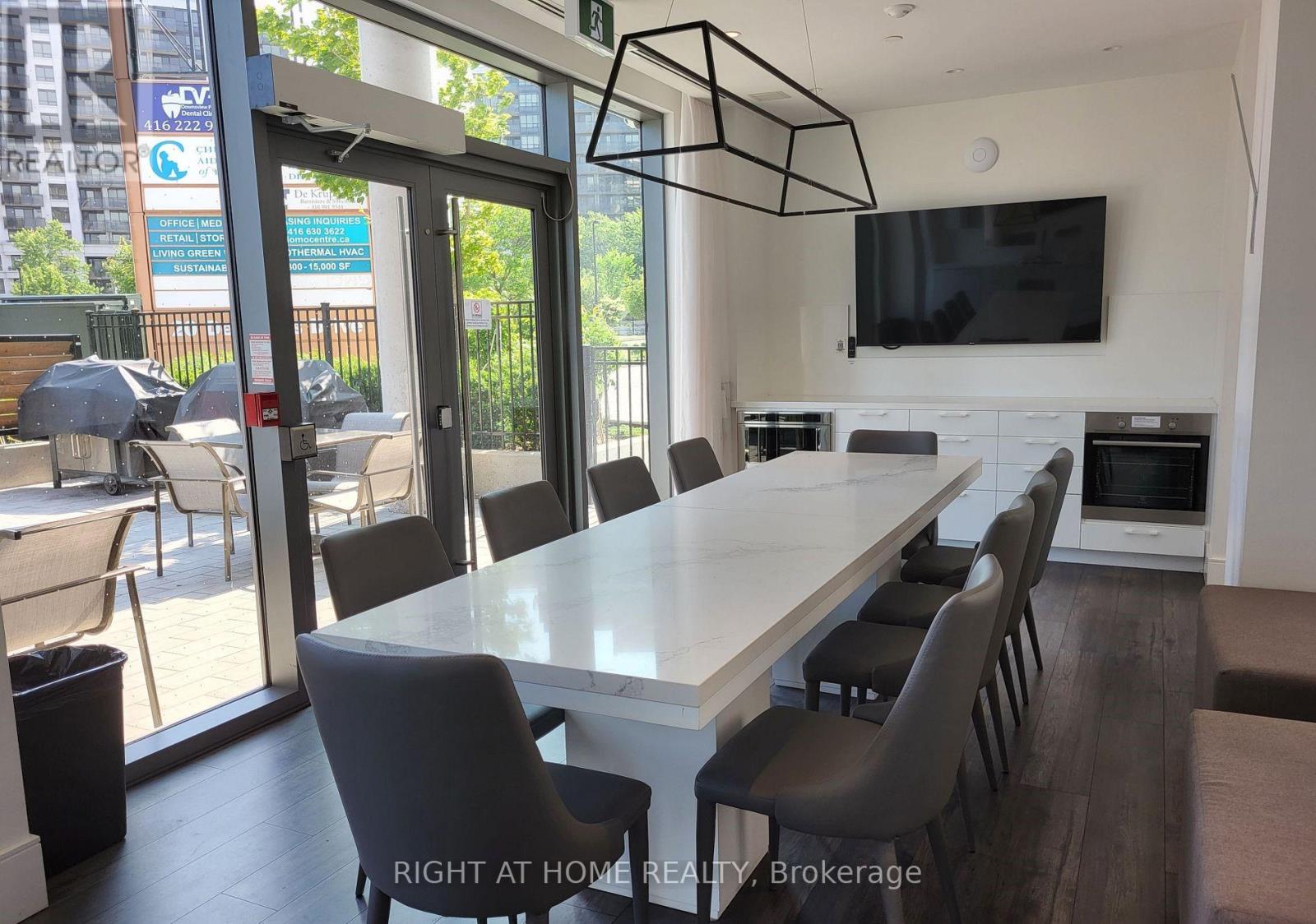 512 - 10 De Boers Drive, Toronto, Ontario  M3J 0L6 - Photo 20 - W12502572