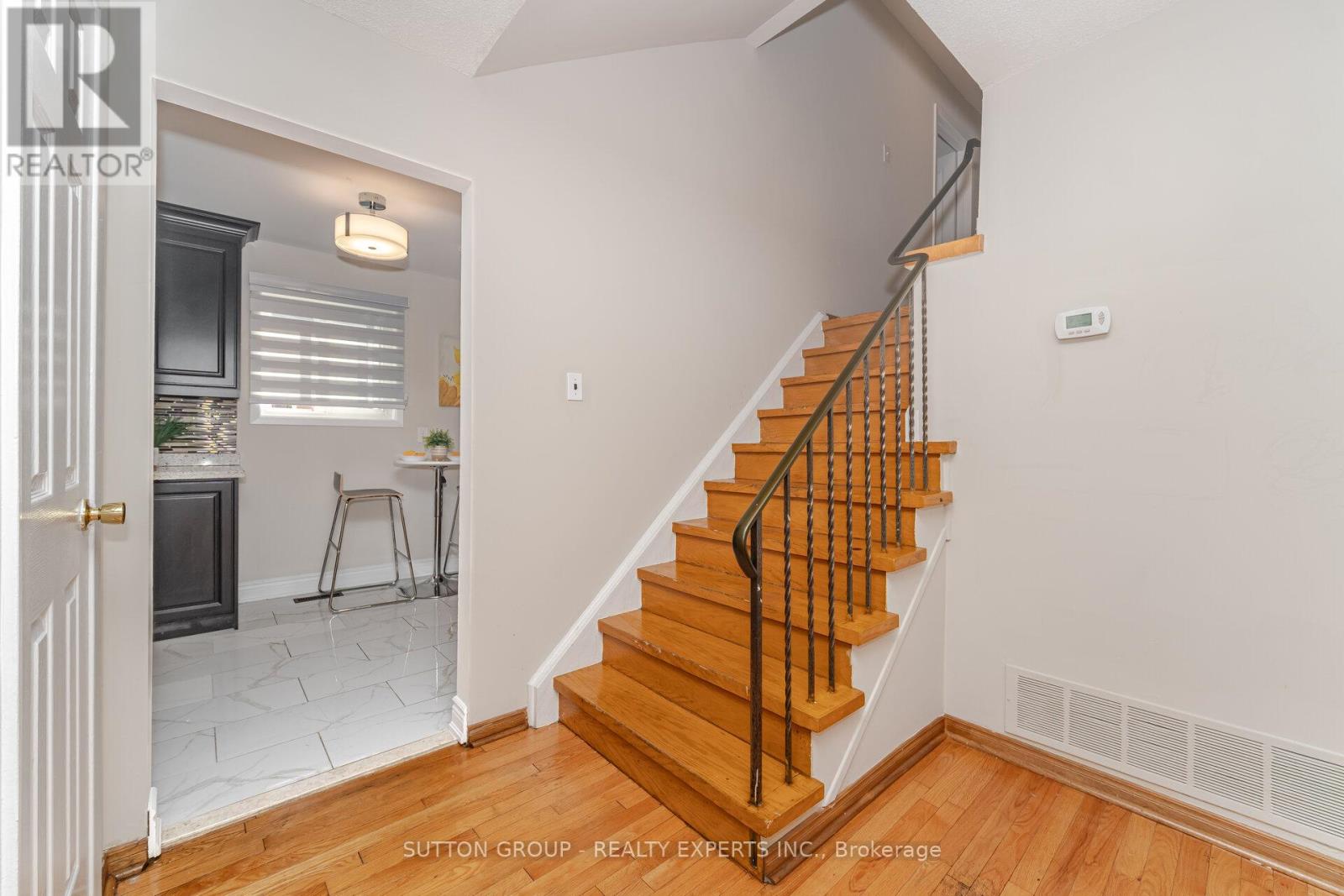 3783 Keenan Crescent, Mississauga, Ontario  L4T 3M1 - Photo 14 - W12502600