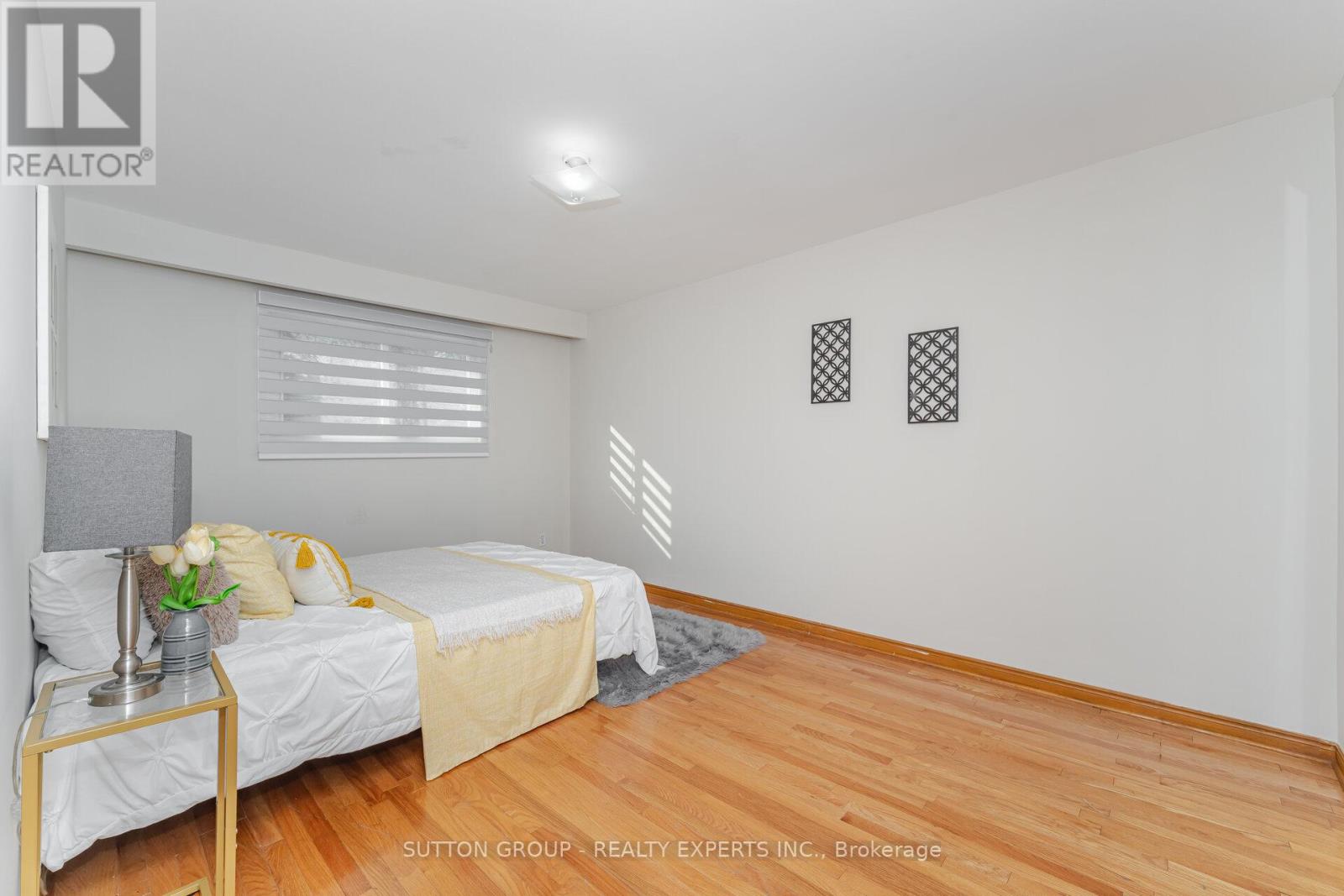 3783 Keenan Crescent, Mississauga, Ontario  L4T 3M1 - Photo 16 - W12502600