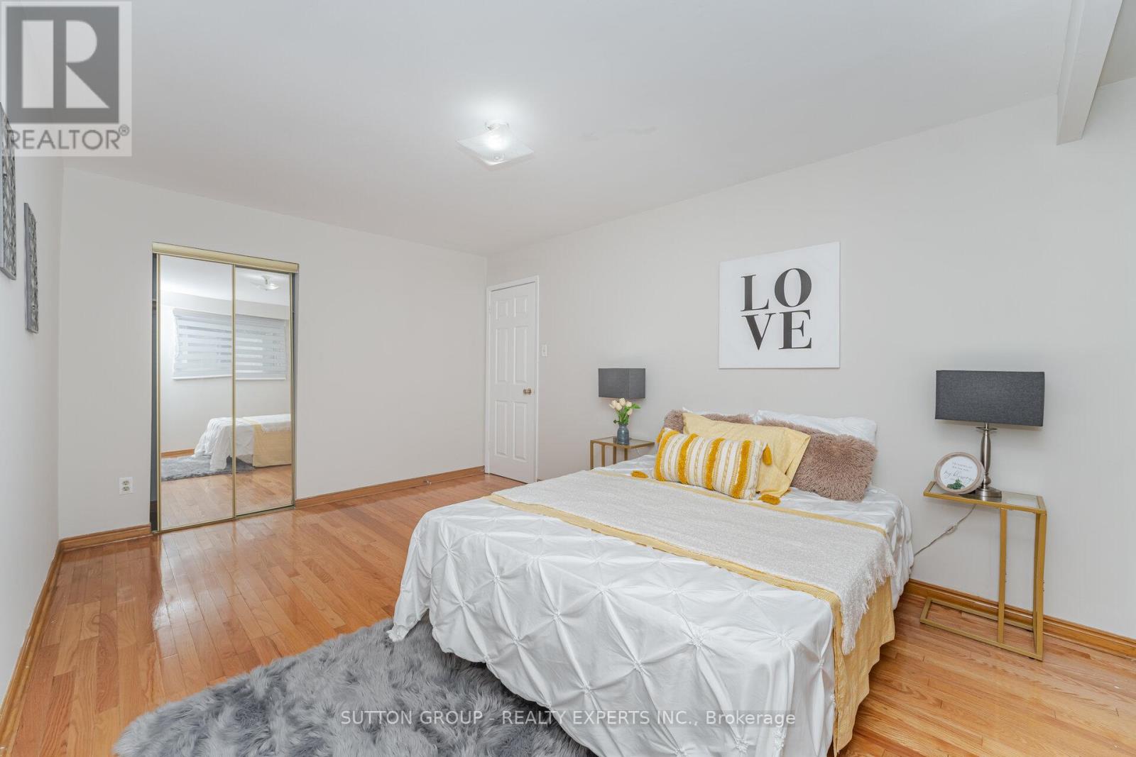 3783 Keenan Crescent, Mississauga, Ontario  L4T 3M1 - Photo 18 - W12502600