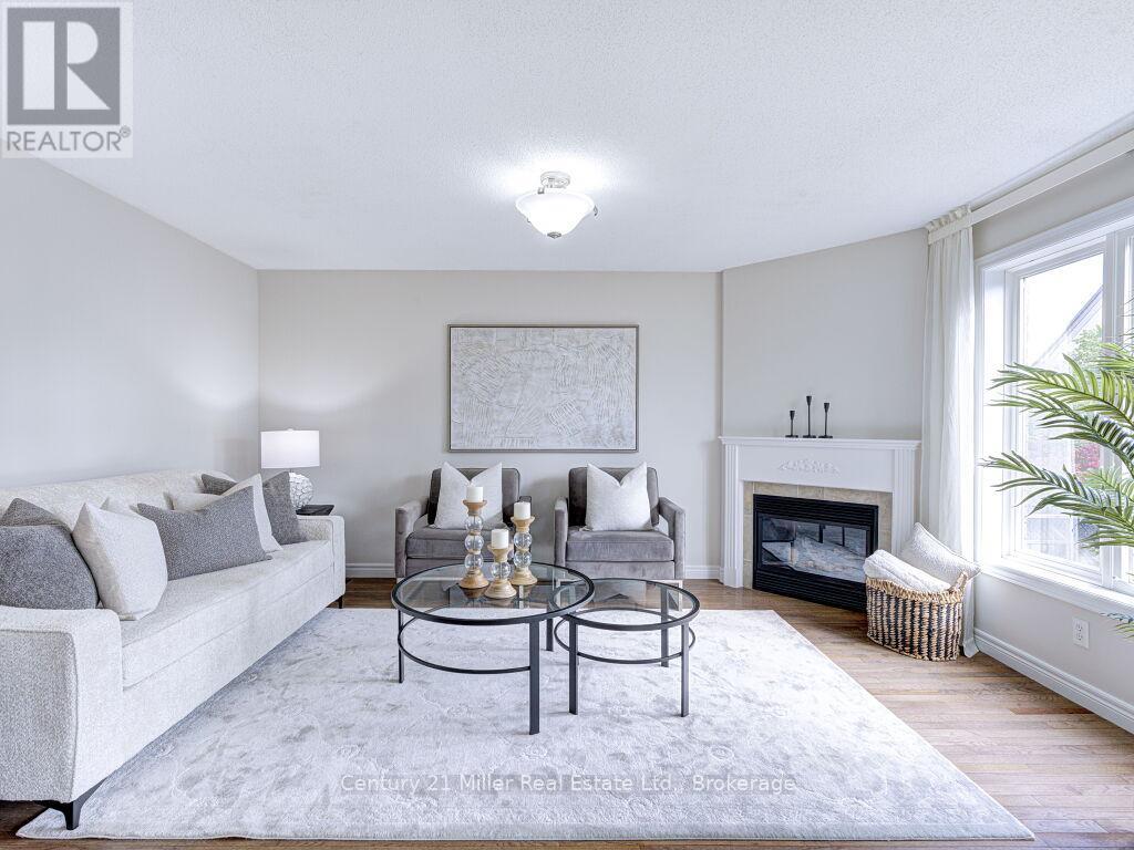 2092 Redstone Crescent, Oakville, Ontario  L6M 5B1 - Photo 21 - W12502768