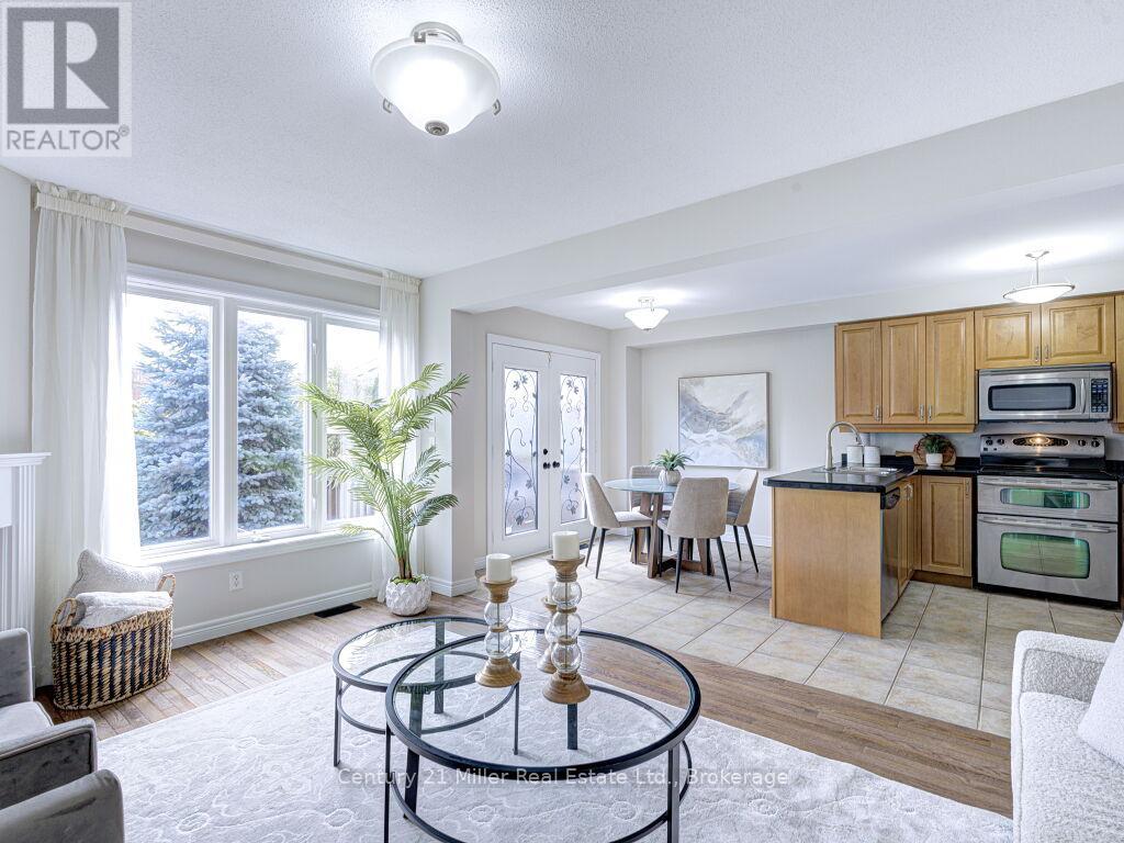 2092 Redstone Crescent, Oakville, Ontario  L6M 5B1 - Photo 24 - W12502768