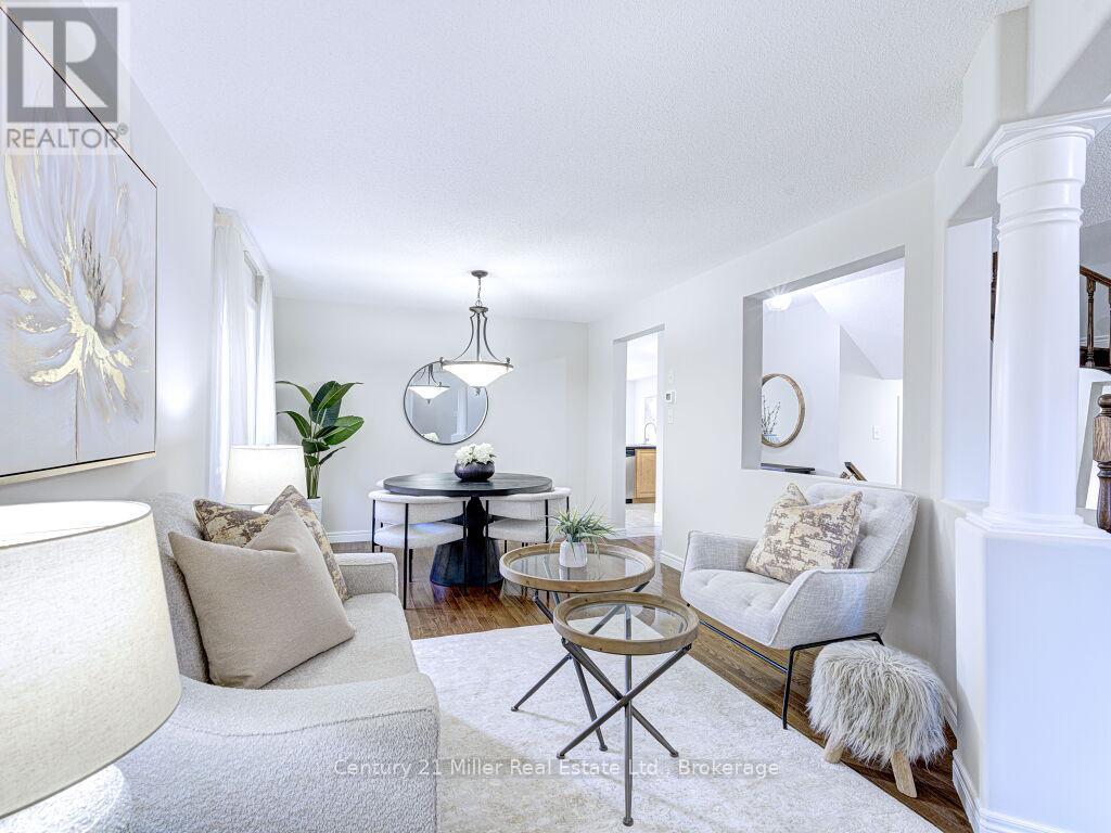 2092 Redstone Crescent, Oakville, Ontario  L6M 5B1 - Photo 9 - W12502768