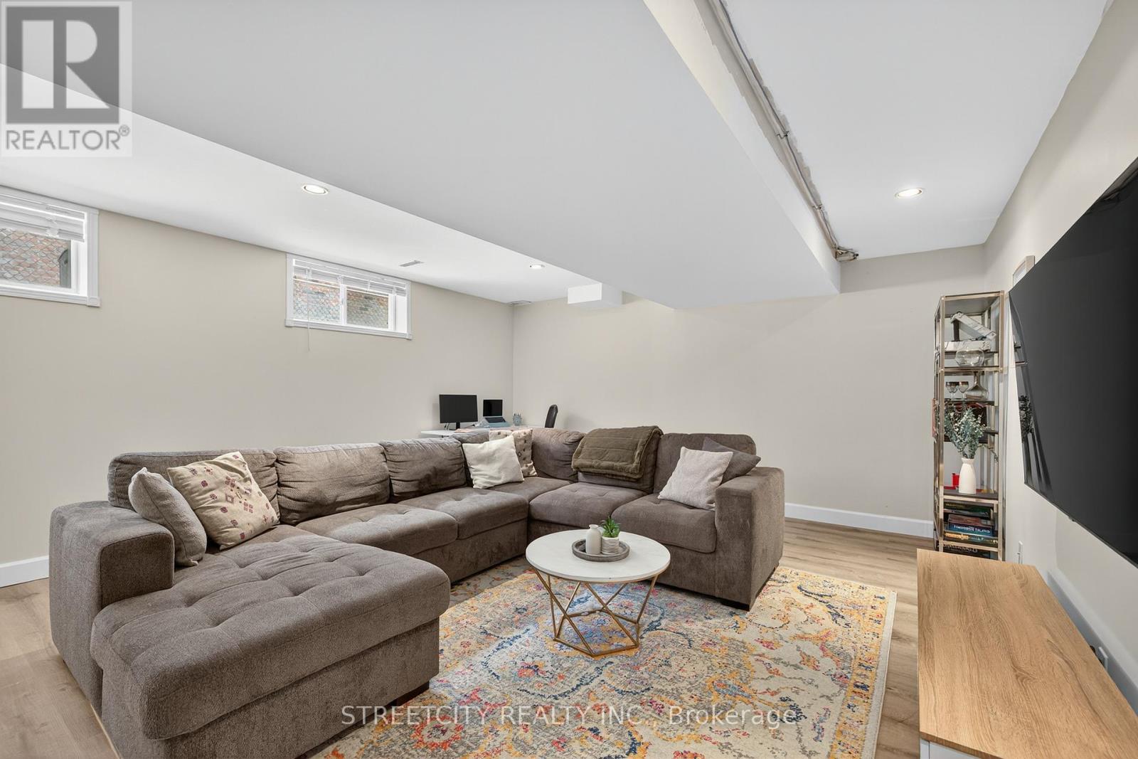 105a Devonshire Avenue, London South (South G), Ontario  N6C 2H6 - Photo 28 - X12502704