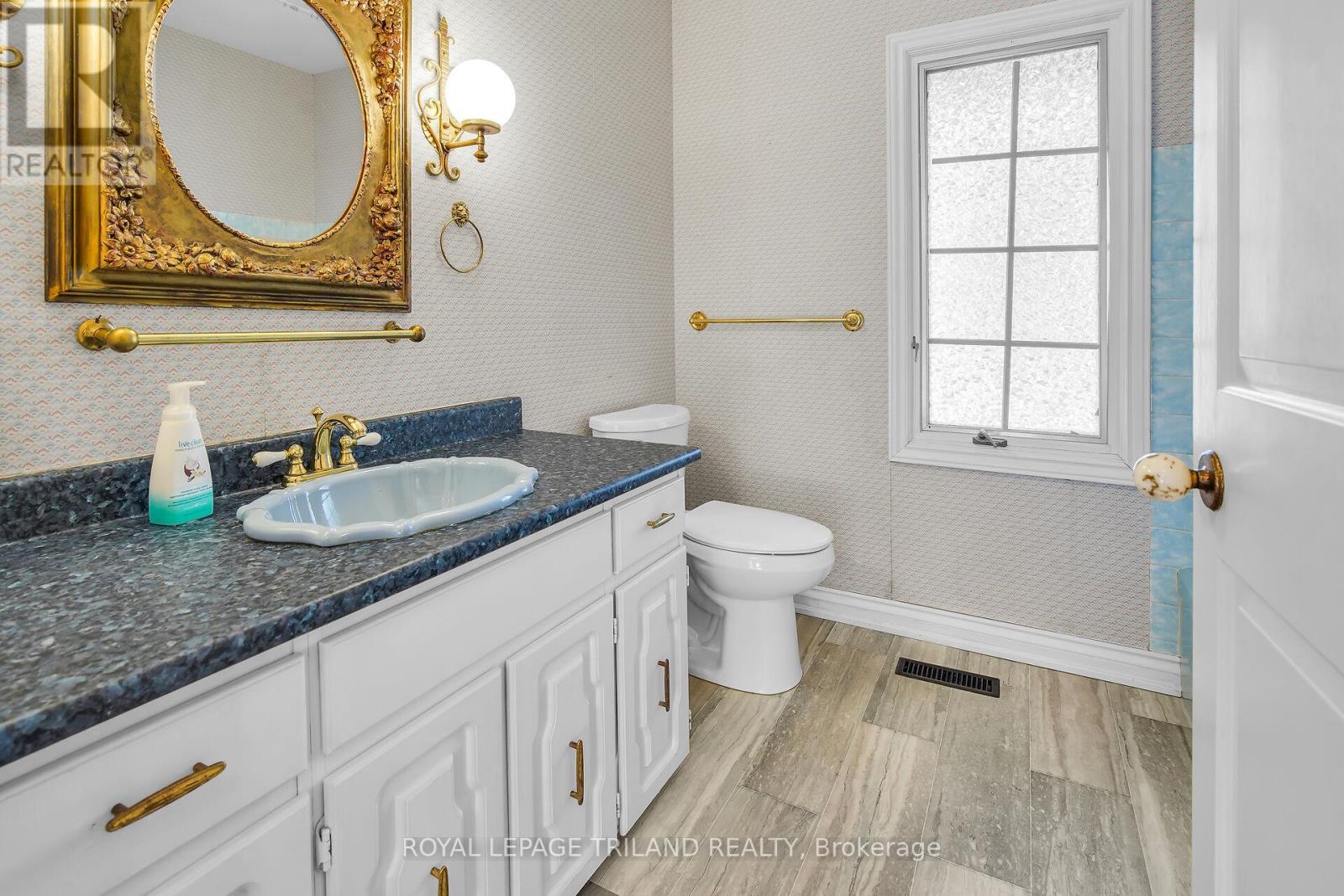 808 Clearview Crescent, London North, Ontario  N6H 4P7 - Photo 18 - X12502744