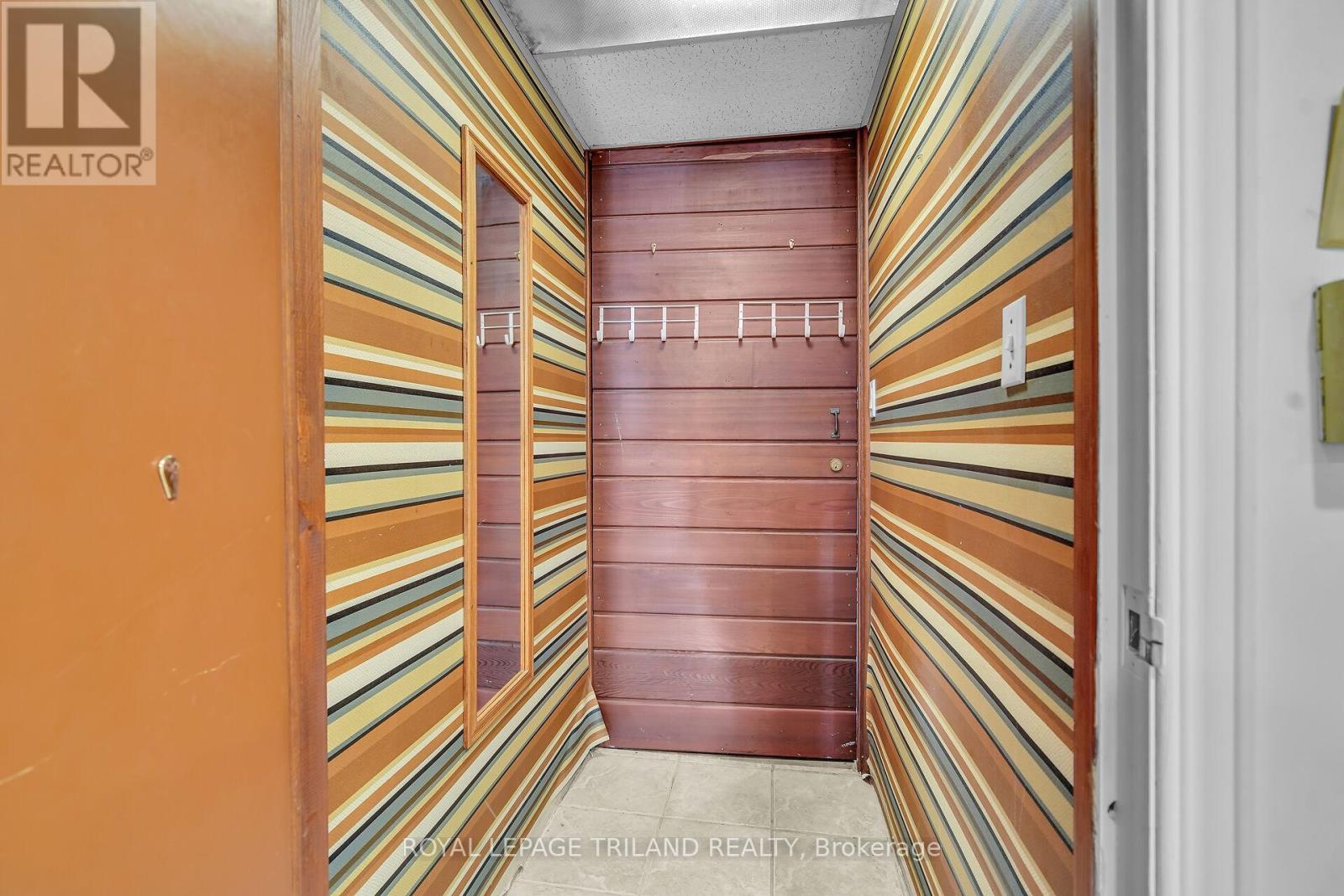 808 Clearview Crescent, London North, Ontario  N6H 4P7 - Photo 29 - X12502744