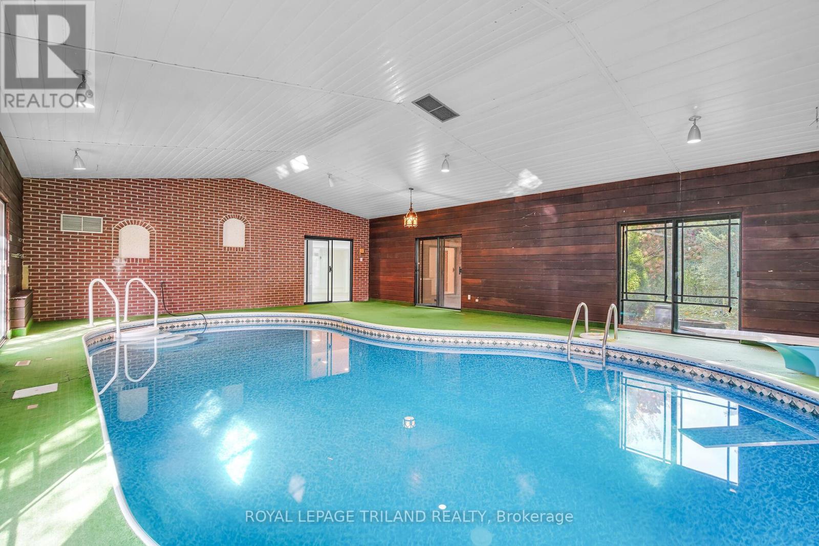 808 Clearview Crescent, London North, Ontario  N6H 4P7 - Photo 32 - X12502744