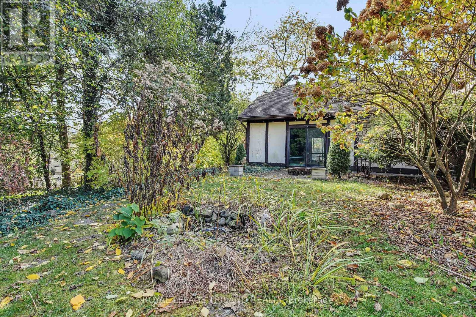 808 Clearview Crescent, London North, Ontario  N6H 4P7 - Photo 36 - X12502744