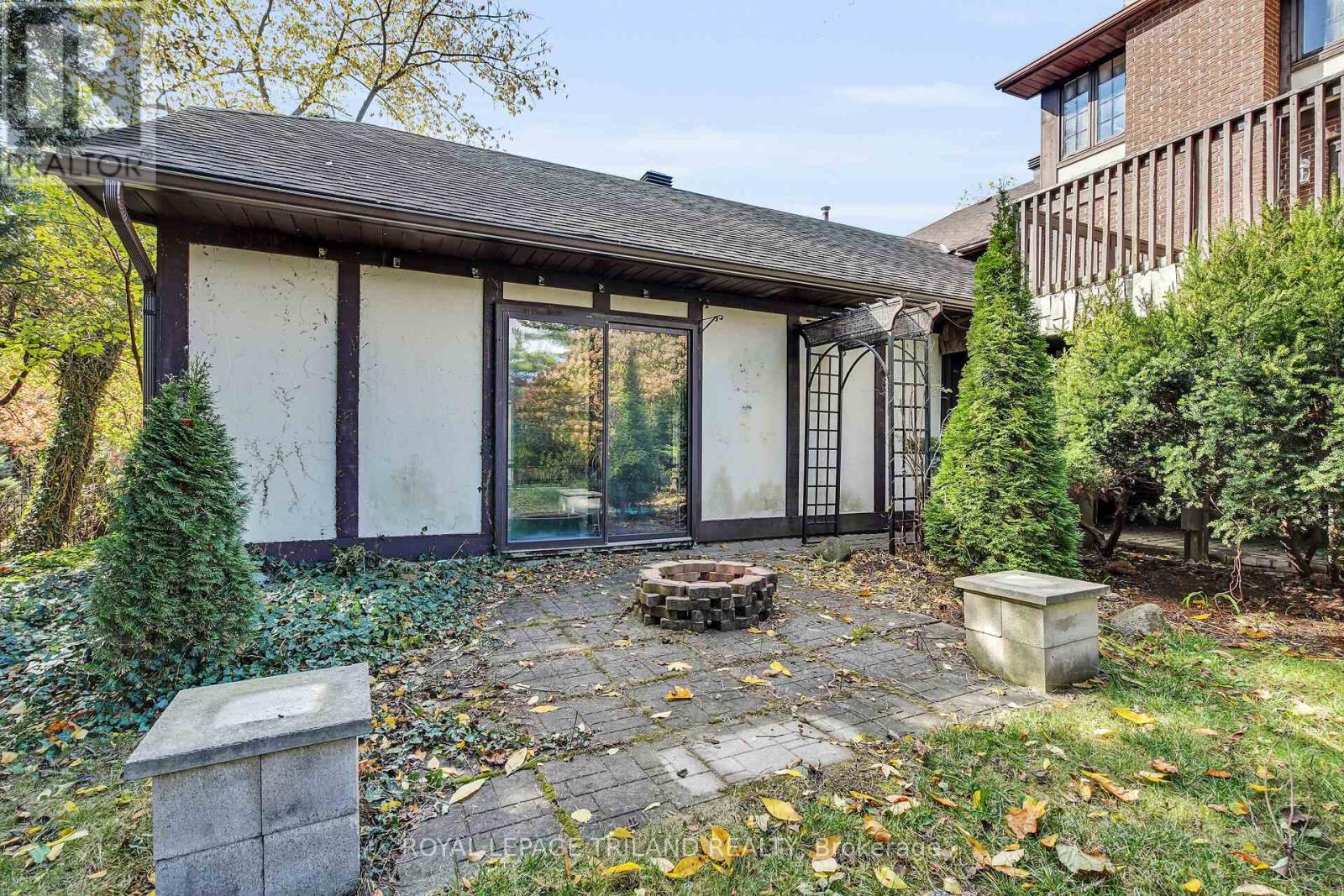 808 Clearview Crescent, London North, Ontario  N6H 4P7 - Photo 37 - X12502744